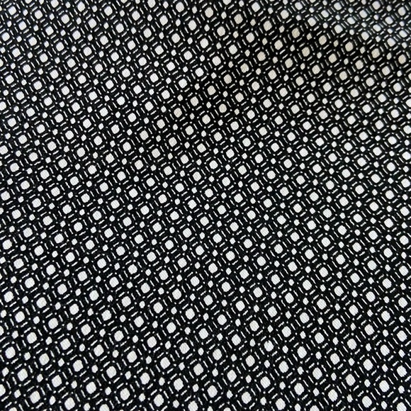 New York Clothing Co. NYCC Stretch Pencil Skirt Black and White Pattern Size L - Picture 7 of 10